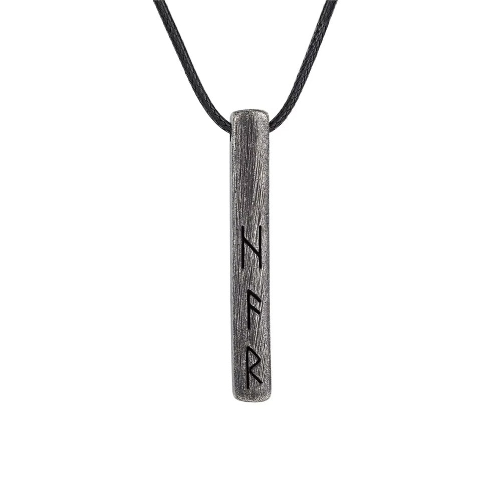 Collar con Runa Vikinga de Nacimiento