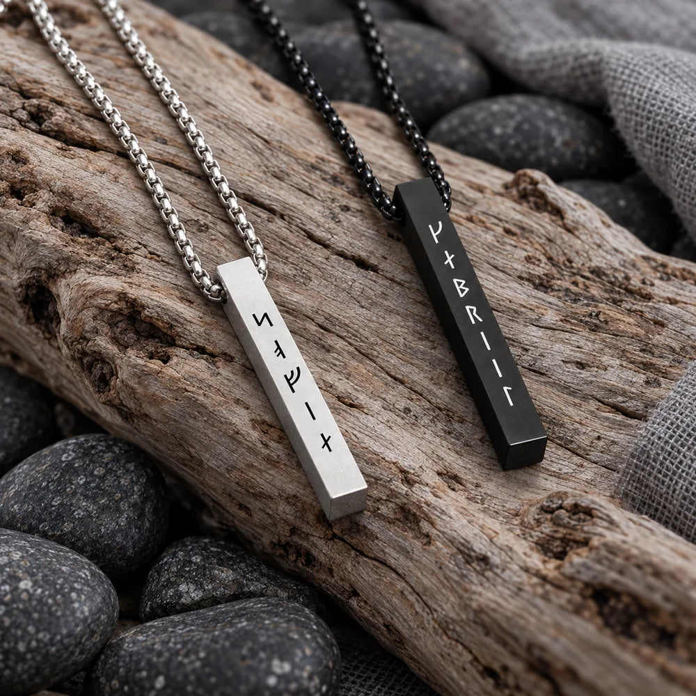 Collier Barre Runes Viking Gravé – 4