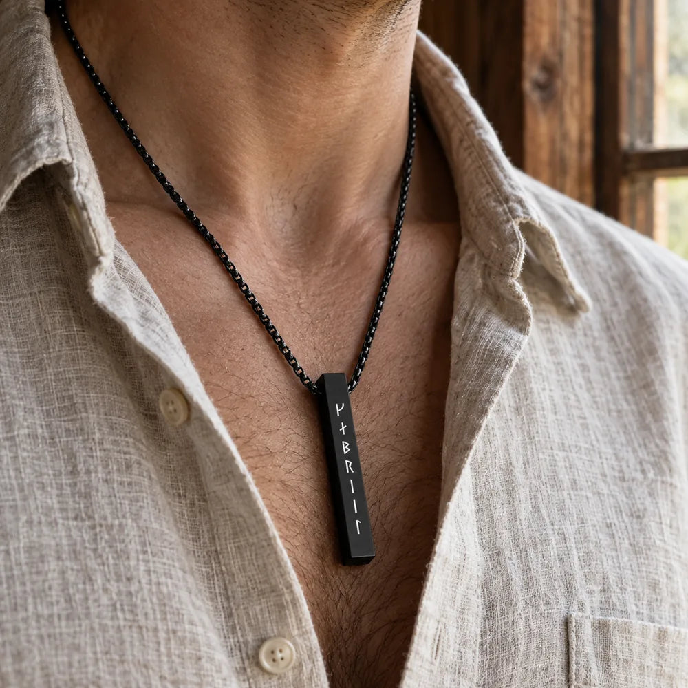 Collier Barre Runes Viking Gravé – 2