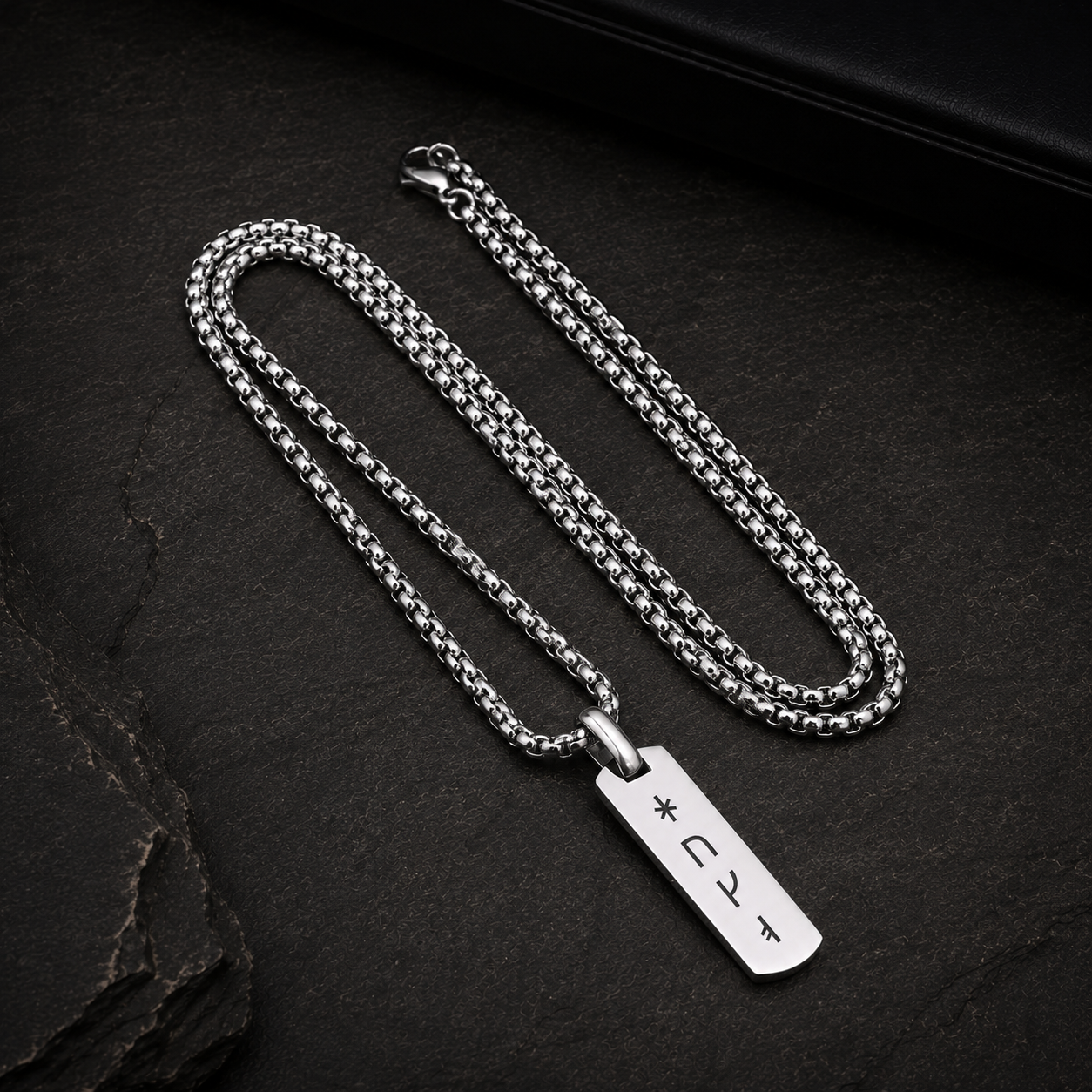 Collier Runes Viking Gravé Homme